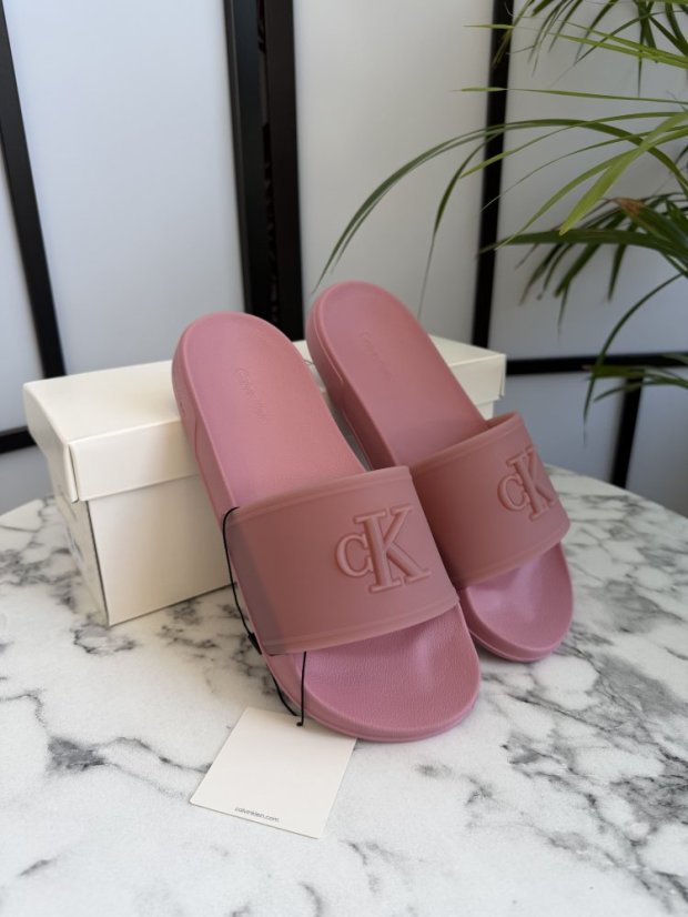 Dámske šlapky Calvin Klein - Veľkosť: 39