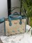Kabelka Guess