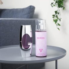 Telový sprej Guess 8.4 Oz Fragrance Mist 250ml