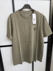 Pánske tričko Guess - khaki